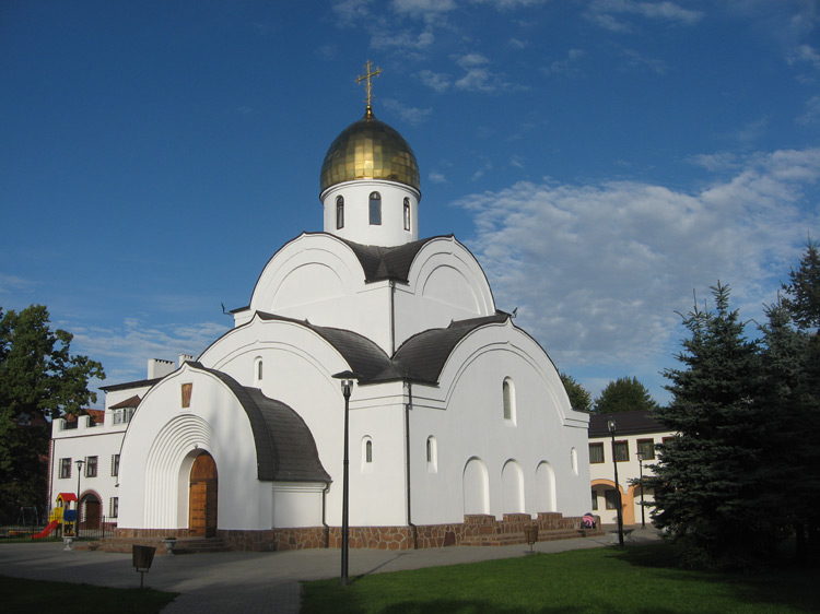 Калининград. Церковь Андрея Первозванного. фасады