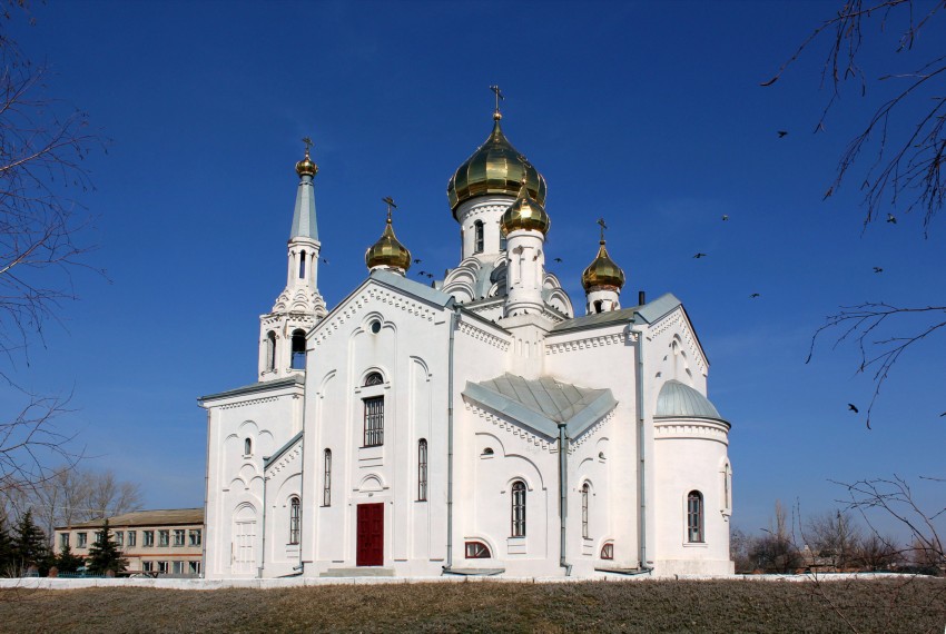 Тацинская. Церковь Рождества Пресвятой Богородицы. фасады