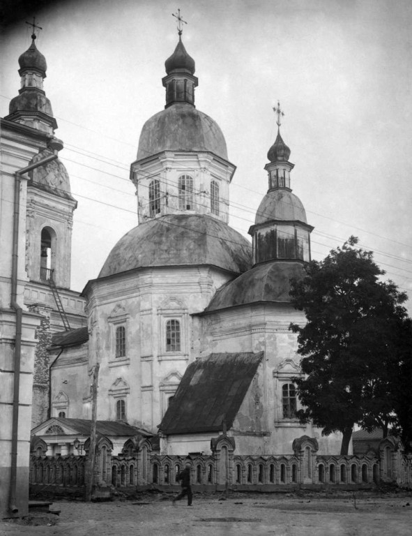 Церковь Николая Чудотворца, Глухов (Шосткинский район, Украина, Сумская область). архивная фотография, Фото Стефана Андреевича Таранушенко и Павла Жолтовского из экспедиции Харьковского музея украинского искусства, 1920-е г.г.