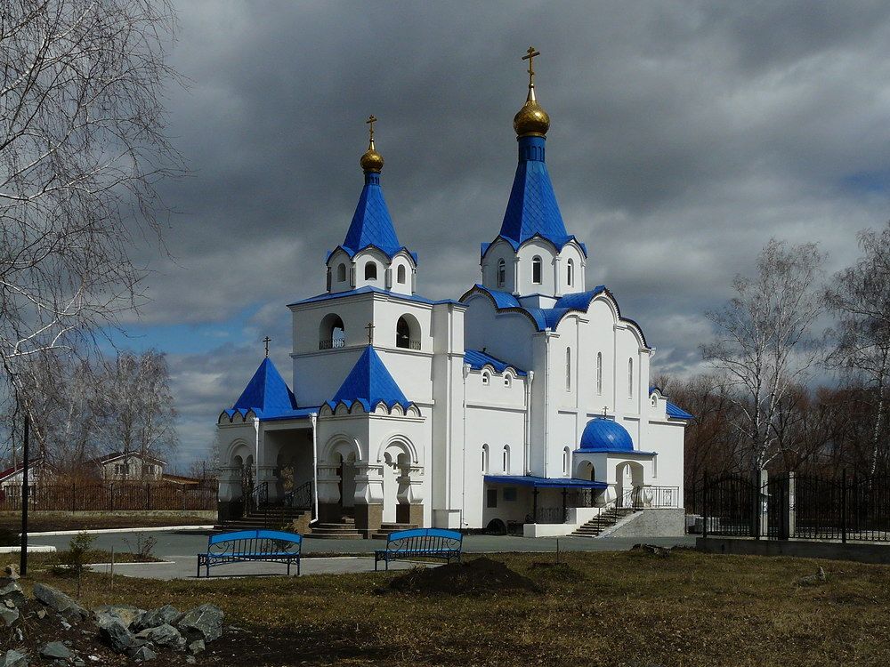 Первомайский. Церковь Покрова Пресвятой Богородицы. фасады