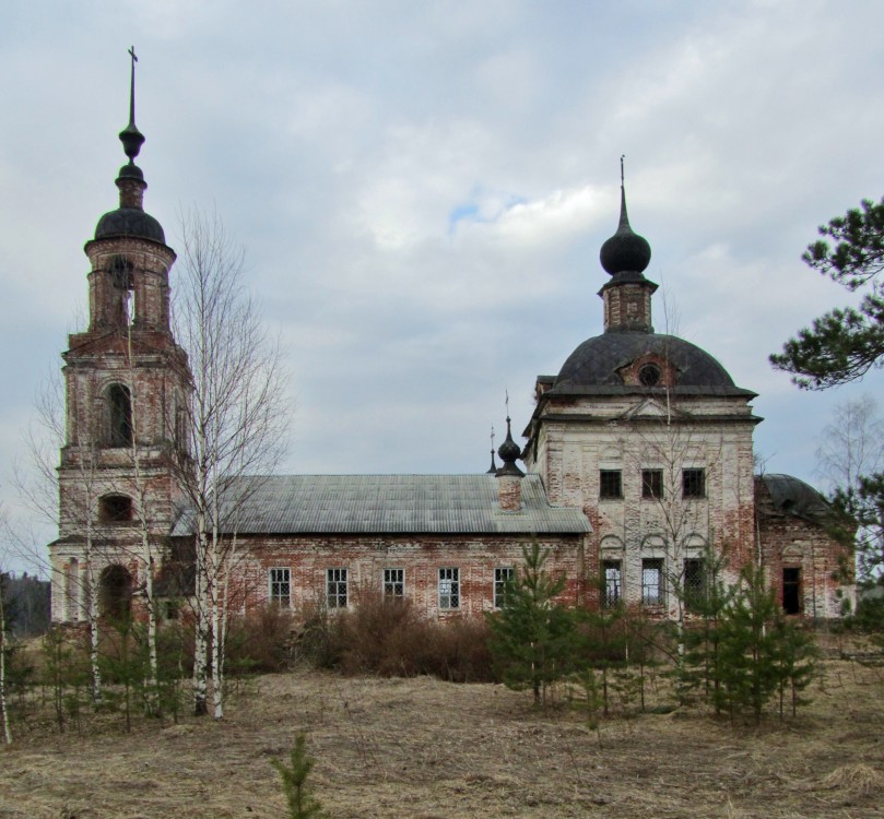 Церковь Троицы Живоначальной, Спас-Заборье (Островский район, Костромская область). фасады, вид с юга