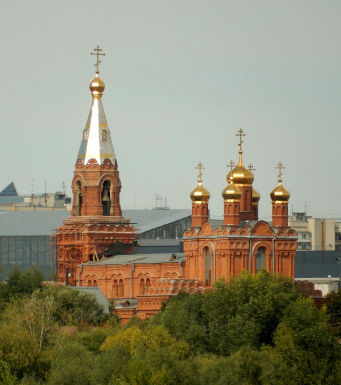 Запанской. Церковь Михаила Архангела. общий вид в ландшафте, Вид на церковь с реки Самарка.