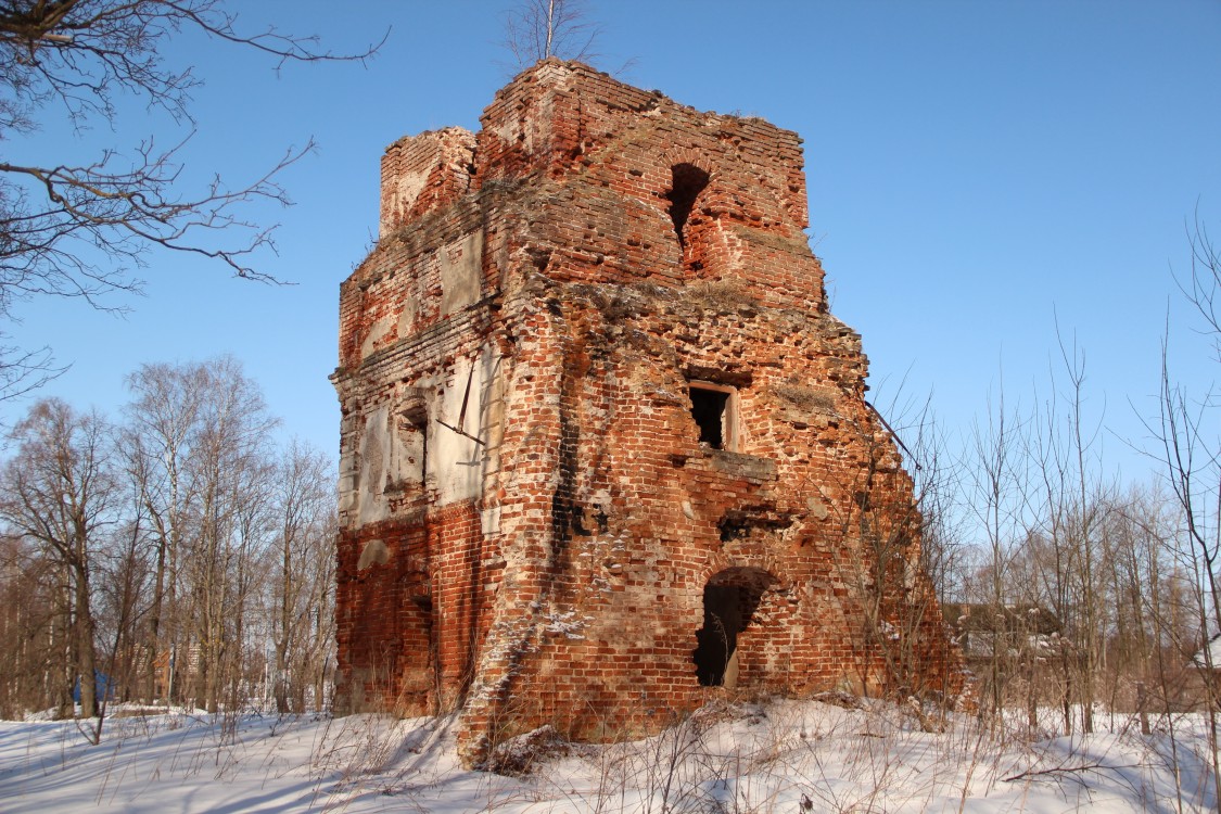 Милюшино (Подъяблонный погост). Церковь Троицы Живоначальной. фасады