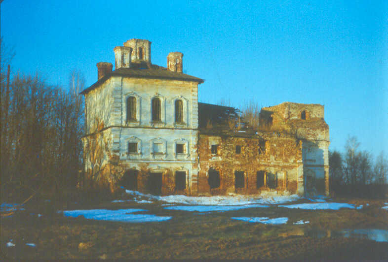 Милюшино (Подъяблонный погост). Церковь Троицы Живоначальной. фасады