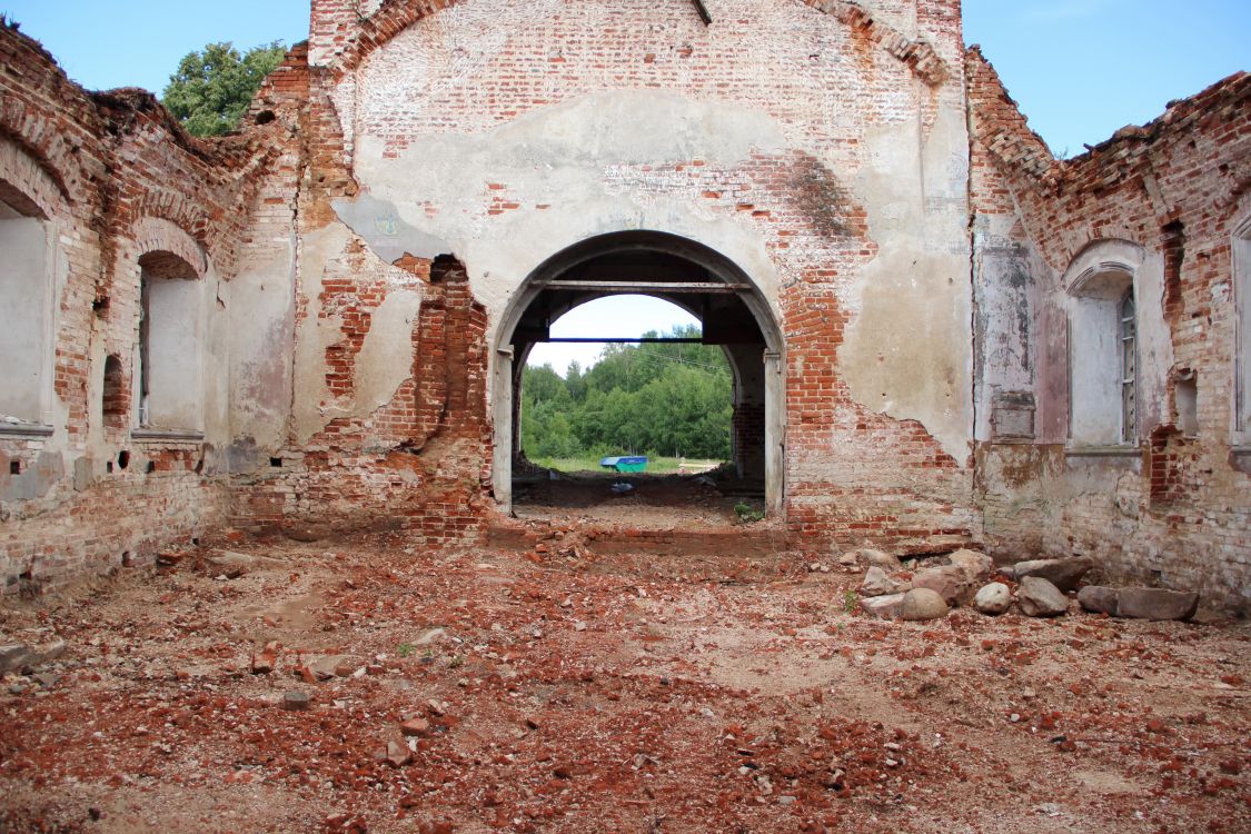 Церковь Михаила Архангела, Станы (Угличский район, Ярославская область). интерьер и убранство