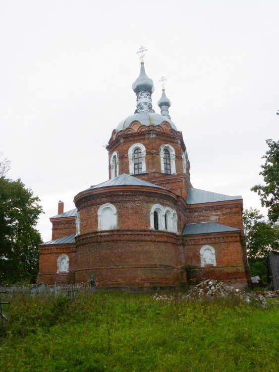 Церковь Петра и Павла (новая), Кунесть (Гдовский район, Псковская область). фасады