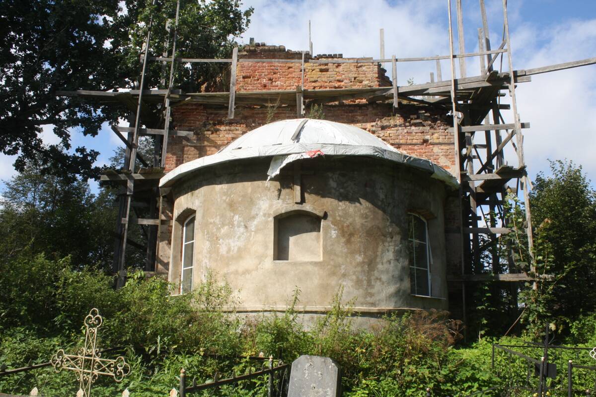 Церковь Петра и Павла (старая), Белый (Бельский район, Тверская область). фасады
