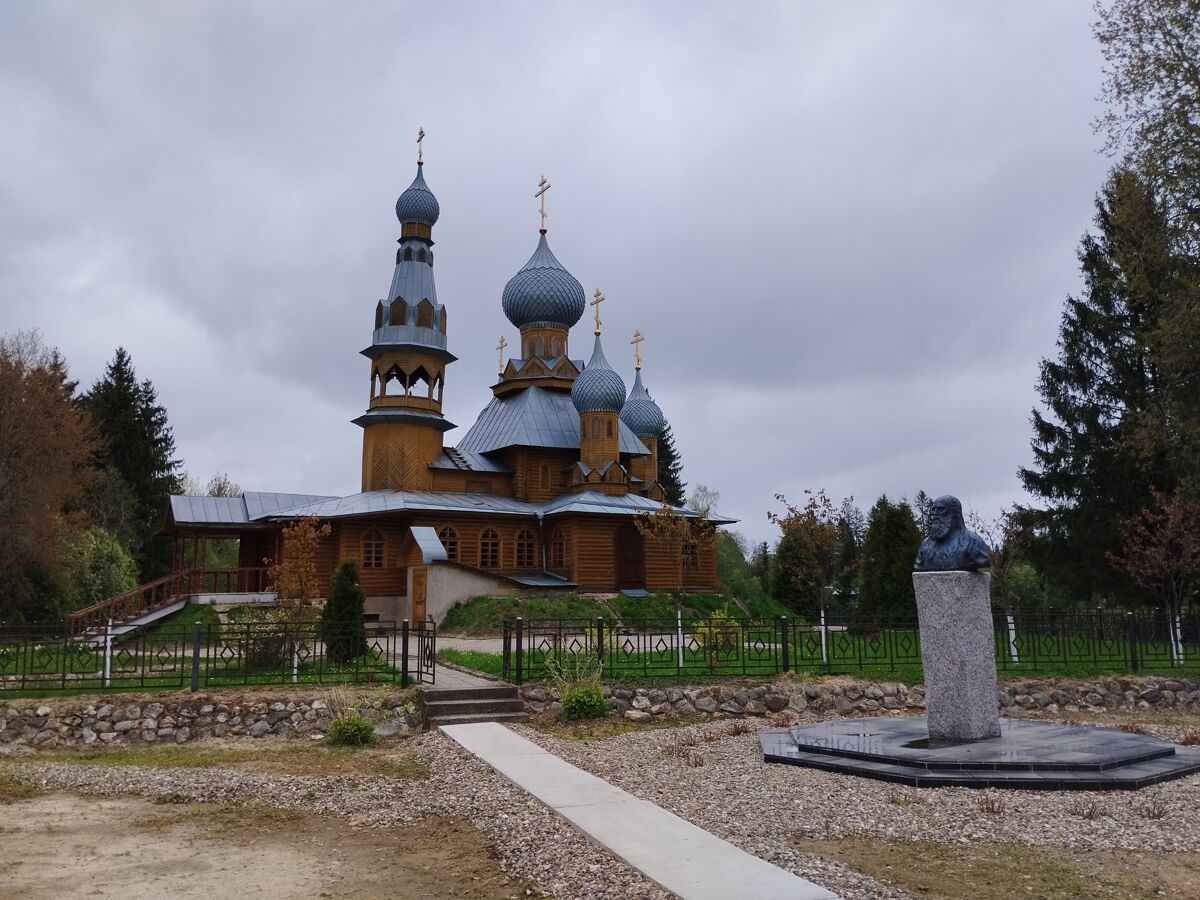 Церковь Николая, архиепископа Японского, Мирный (Оленинский район, Тверская область). фасады