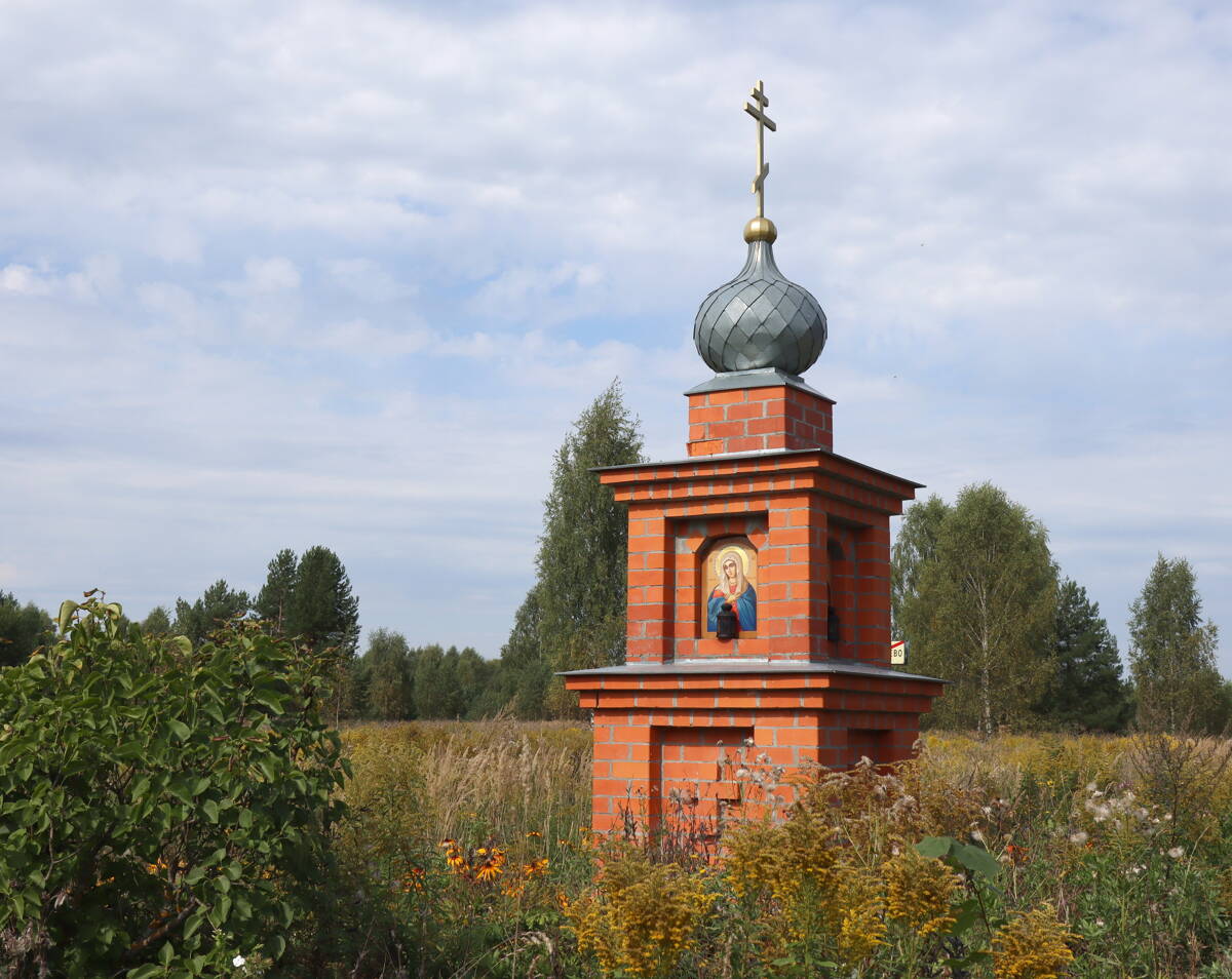 Серафима Саровского, часовня-столп, Колуберево (Ковровский район и г. Ковров, Владимирская область). фасады, Вид с юго-востока
