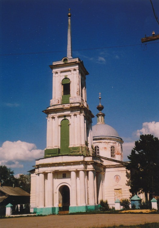 Кочемирово. Церковь Покрова Пресвятой Богородицы. фасады