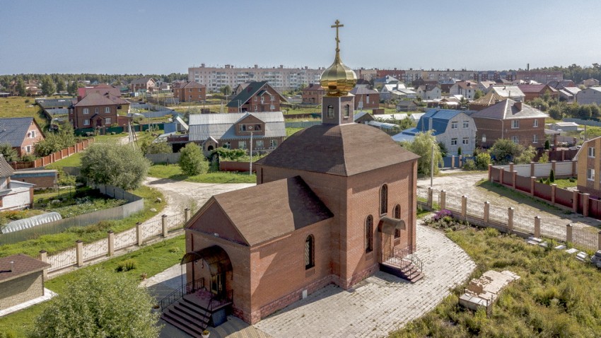 Мстихино. Церковь Сергия Радонежского. фасады