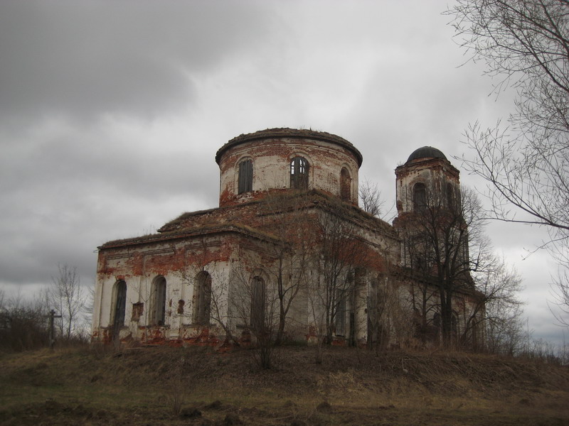 Ковакса. Церковь Николая Чудотворца. общий вид в ландшафте, Вид с северо-востока