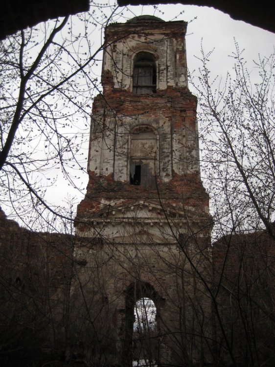 Церковь Николая Чудотворца, Ковакса (Арзамасский район и г. Арзамас, Нижегородская область). архитектурные детали, Вид на колокольню из трапезной
