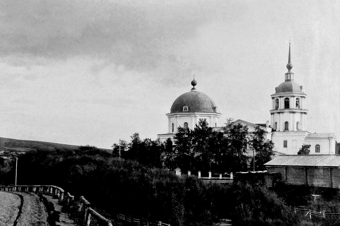 Собор Троицы Живоначальной, Кяхта (Кяхтинский район, Республика Бурятия). архивная фотография, 1917 год с сайта https://pastvu.com/p/455658