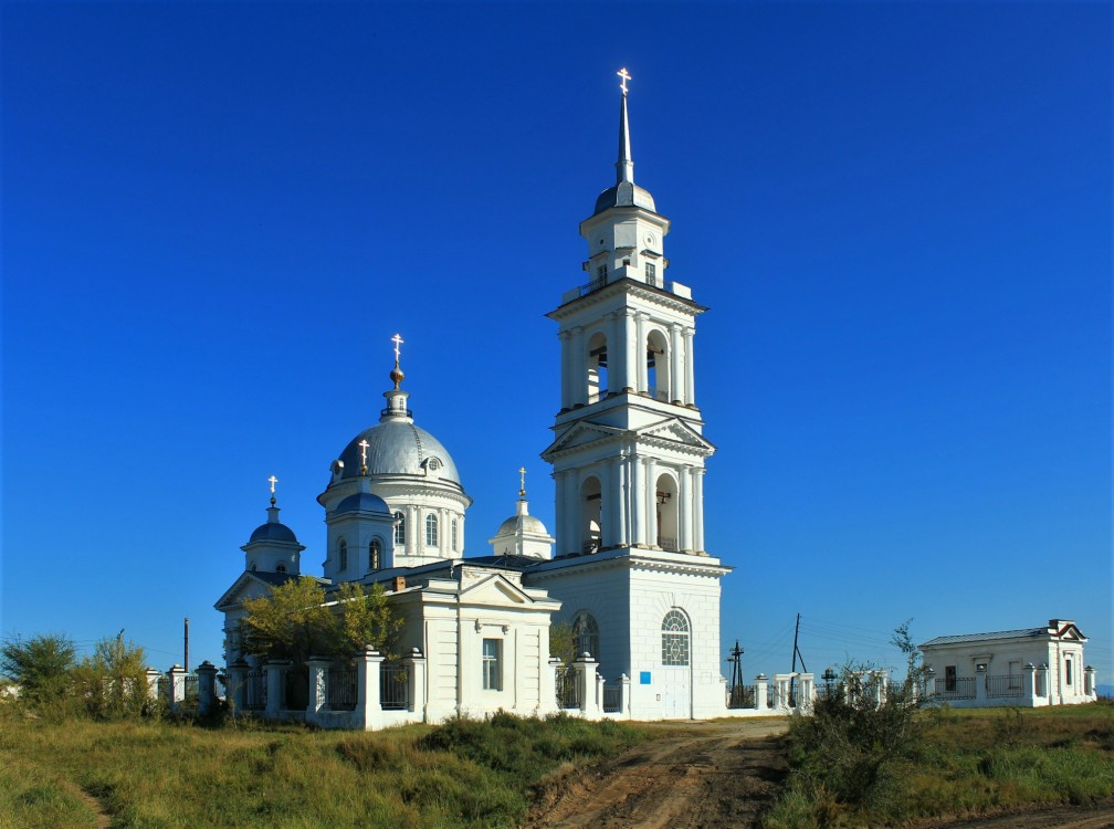Собор Воскресения Христова, Кяхта (Кяхтинский район, Республика Бурятия). общий вид в ландшафте, Вид с северо-запада