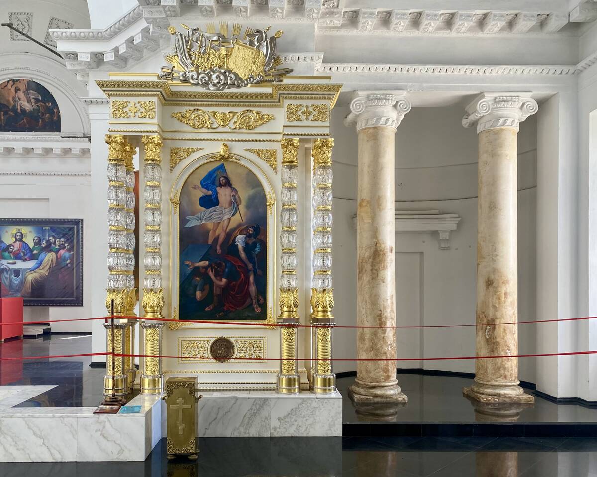 Собор Воскресения Христова, Кяхта (Кяхтинский район, Республика Бурятия). интерьер и убранство, Южная часть основного храма