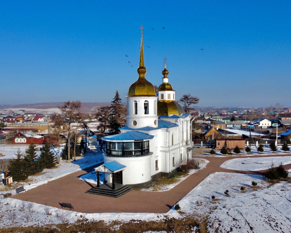 Усть-Куда. Церковь Казанской иконы Божией Матери. общий вид в ландшафте, Вид с юга