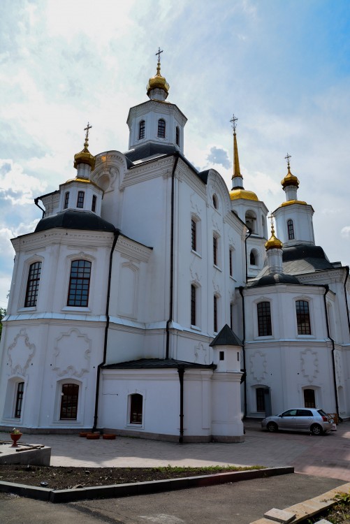 Церковь Михаила Архангела (Харалампия), Иркутск (Иркутск, город, Иркутская область). фасады