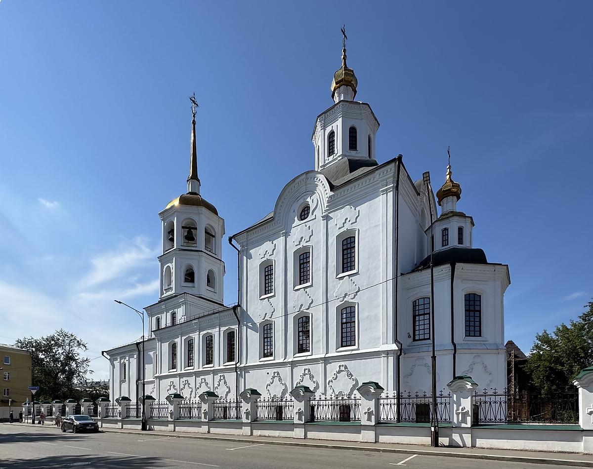 Вид с юго-востока, фасады. Церковь Михаила Архангела (Харалампия), Иркутск (Иркутск, город, Иркутская область)