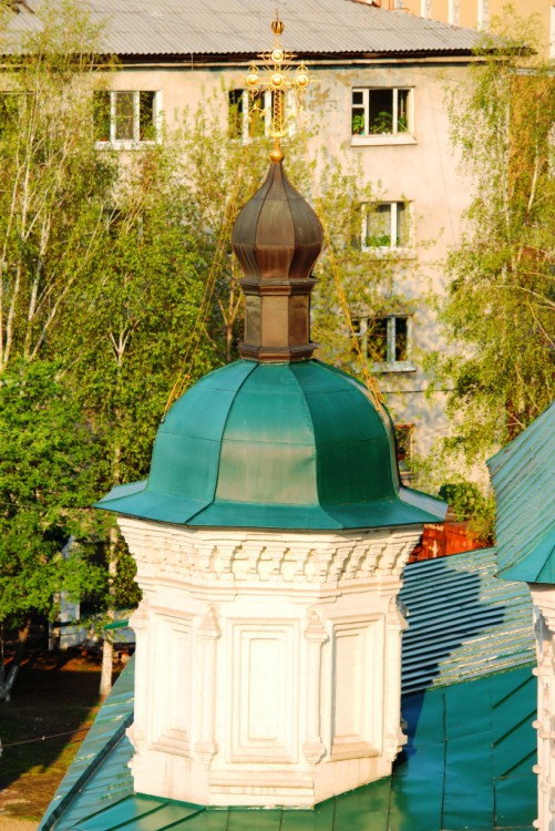 Церковь Троицы Живоначальной, Иркутск (Иркутск, город, Иркутская область). архитектурные детали, Завершение южного придела храма