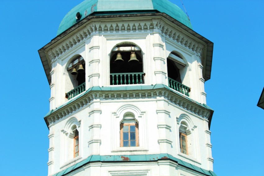Церковь Троицы Живоначальной, Иркутск (Иркутск, город, Иркутская область). архитектурные детали, Верхние ярусы колокольни
