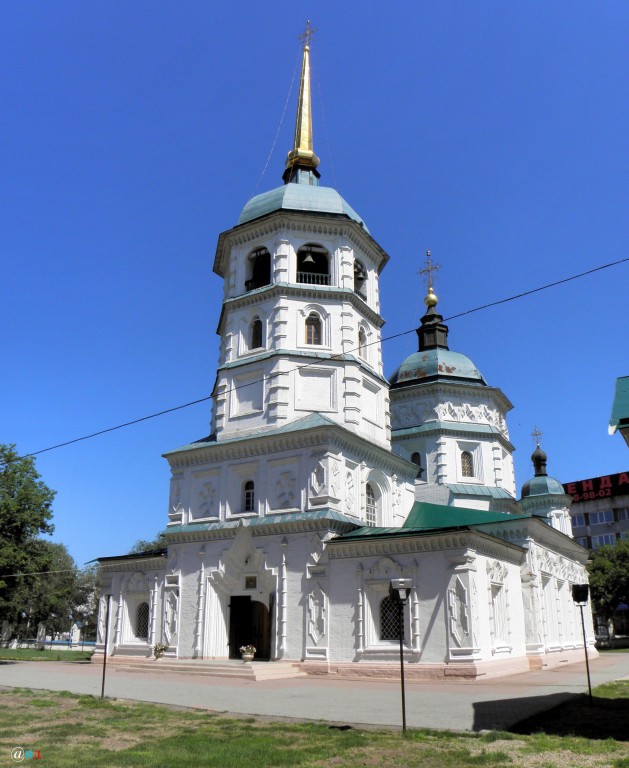 Церковь Троицы Живоначальной, Иркутск (Иркутск, город, Иркутская область). фасады, Вид на Свято-Троицкий храм с юго-запада
