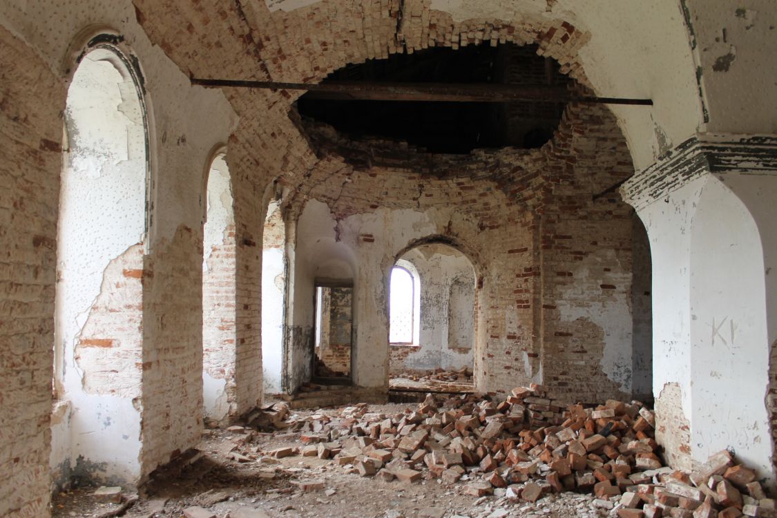 Церковь Троицы Живоначальной, Елово (Ярский район, Республика Удмуртия). интерьер и убранство