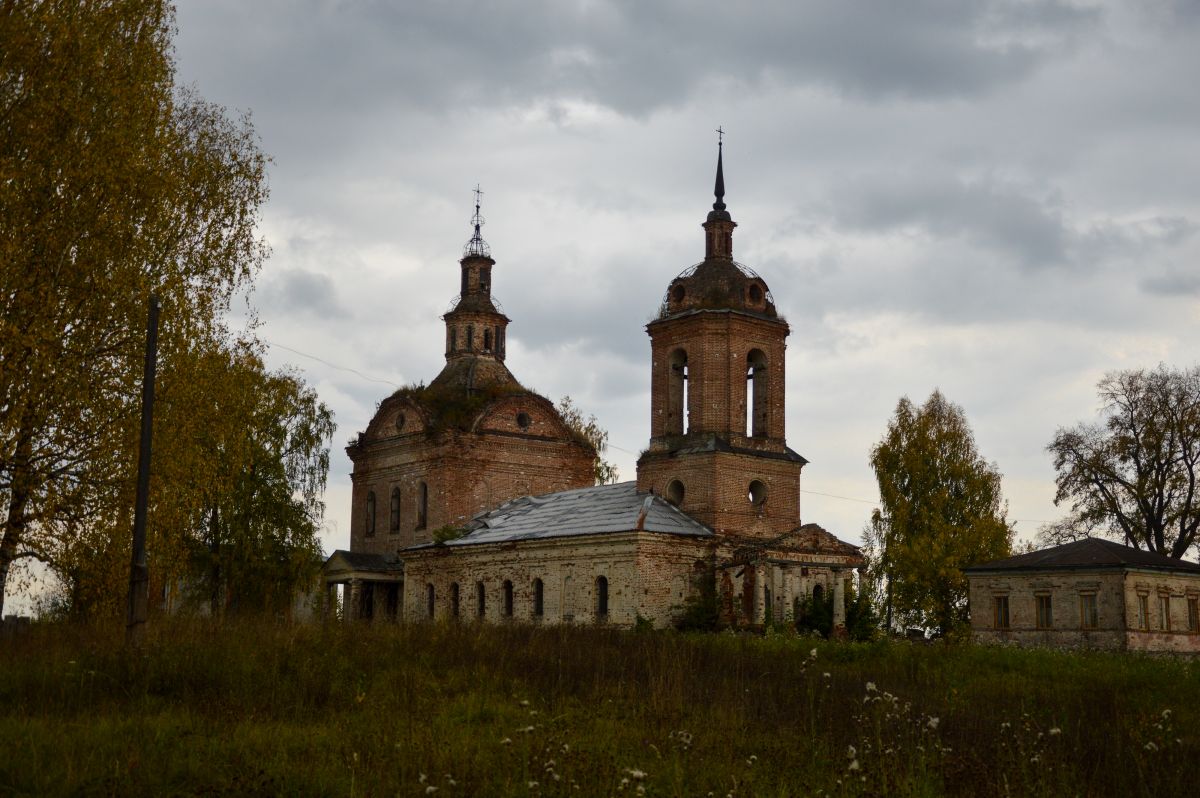 Церковь Троицы Живоначальной, Елово (Ярский район, Республика Удмуртия). фасады