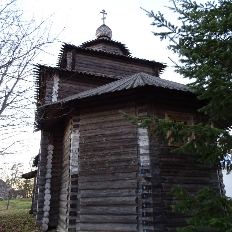 Церковь Александра Невского (деревянная), Кончанское-Суворовское (Боровичский район, Новгородская область). фасады