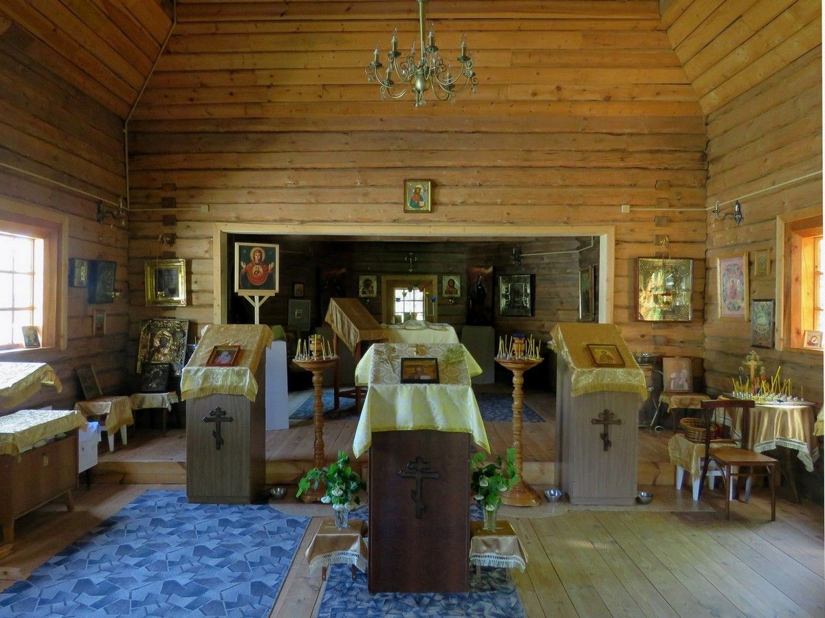 Церковь Александра Невского (деревянная), Кончанское-Суворовское (Боровичский район, Новгородская область). интерьер и убранство