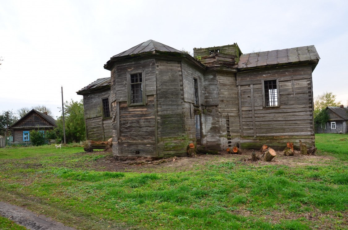 Печеники. Церковь Успения Пресвятой Богородицы. фасады