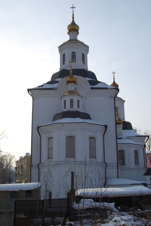 Иркутск. Церковь Михаила Архангела (Харалампия). фасады, Вид с востока