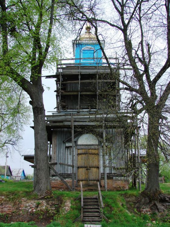 Новозыбков. Церковь Рождества Пресвятой Богородицы в Людкове. фасады