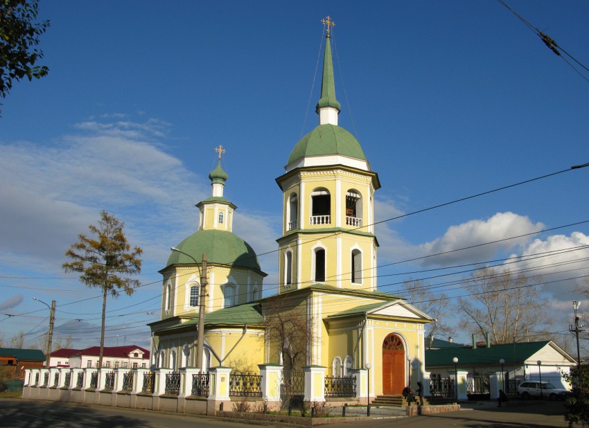 Иркутск. Церковь Спаса Преображения. фасады