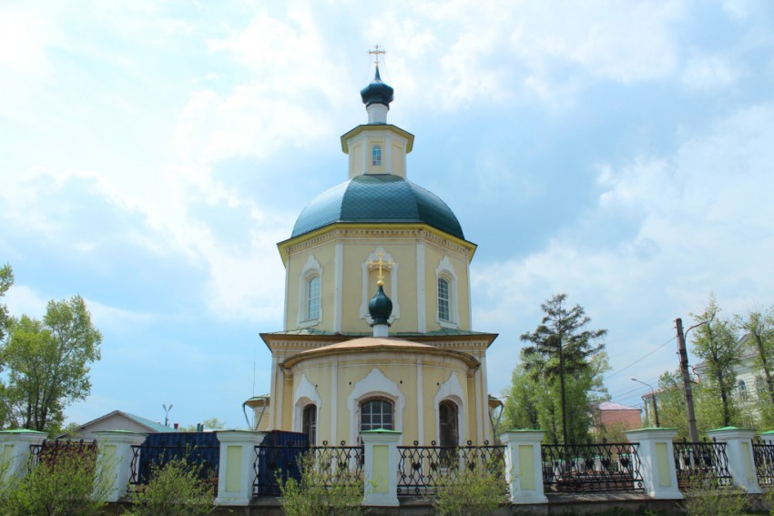 Иркутск. Церковь Спаса Преображения. архитектурные детали, Вид с востока