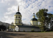 Церковь Преображения Господня, Вид на храм Преображения Господня с юго-восточной стороны. Заложен в 1795 г., возведен в 1811 году. После октябрьской революции в 1930 г. храм закрыли. Службы возобновились в 2000 г.<br>, Иркутск, Иркутск, город, Иркутская область