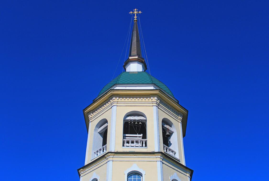 Церковь Преображения Господня, Иркутск (Иркутск, город, Иркутская область). архитектурные детали, Ярус звона и завершение колокольни