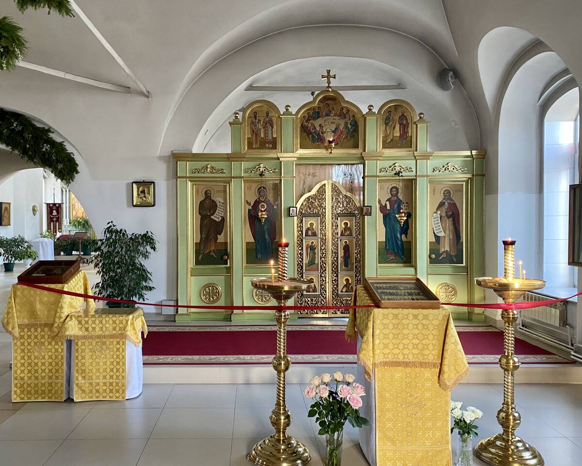 Церковь Преображения Господня, Иркутск (Иркутск, город, Иркутская область). интерьер и убранство, Правый придел (Илии Пророка)