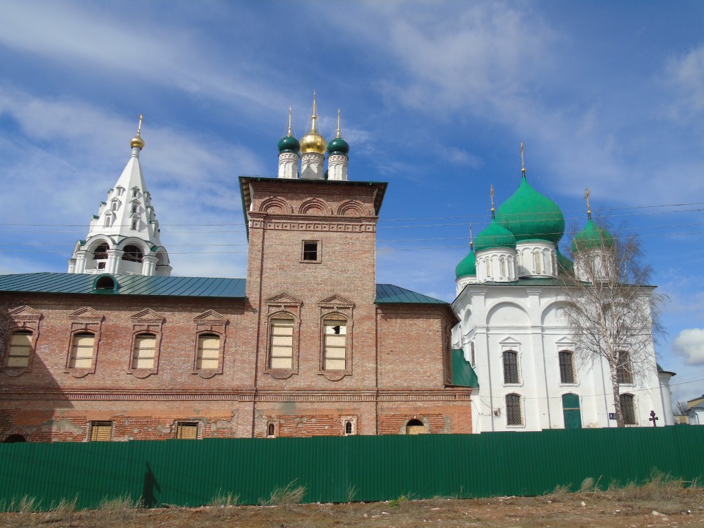 Арзамас. Спасо-Преображенский монастырь. Церковь Рождества Пресвятой Богородицы. фасады