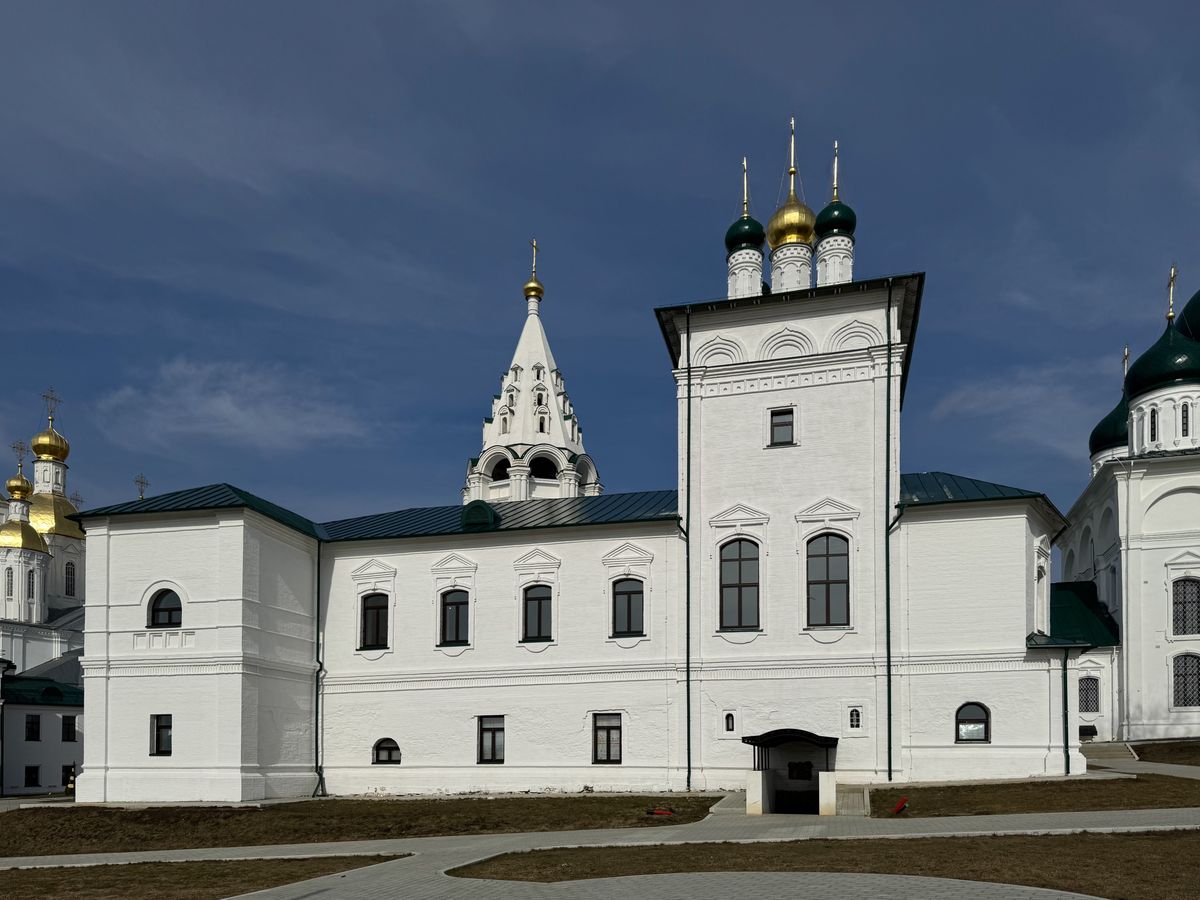 Вид с юга, фасады. Спасо-Преображенский монастырь. Церковь Рождества Пресвятой Богородицы, Арзамас (Арзамасский район и г. Арзамас, Нижегородская область)