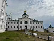 Арзамас. Спасо-Преображенский монастырь. Надвратная церковь Георгия Победоносца