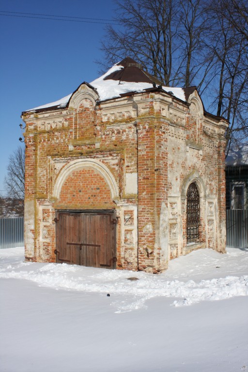 Часовня Николая Чудотворца, Ярополец (Волоколамский городской округ, Московская область). фасады