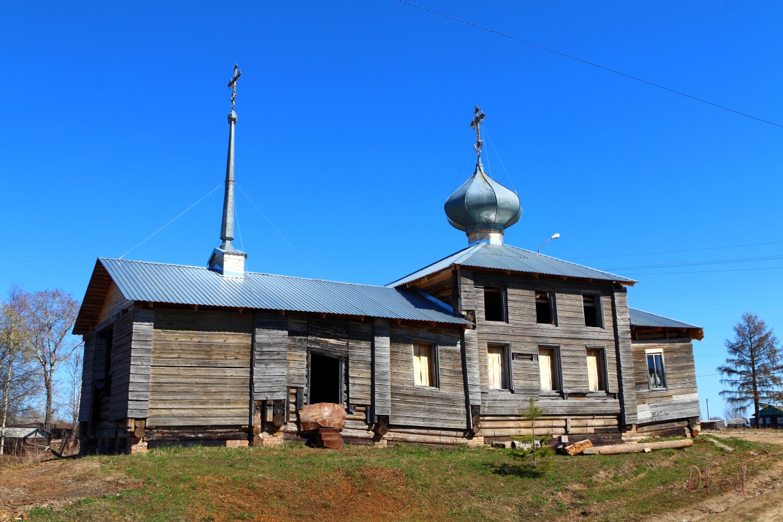 Арабач. Церковь Покрова Пресвятой Богородицы. фасады