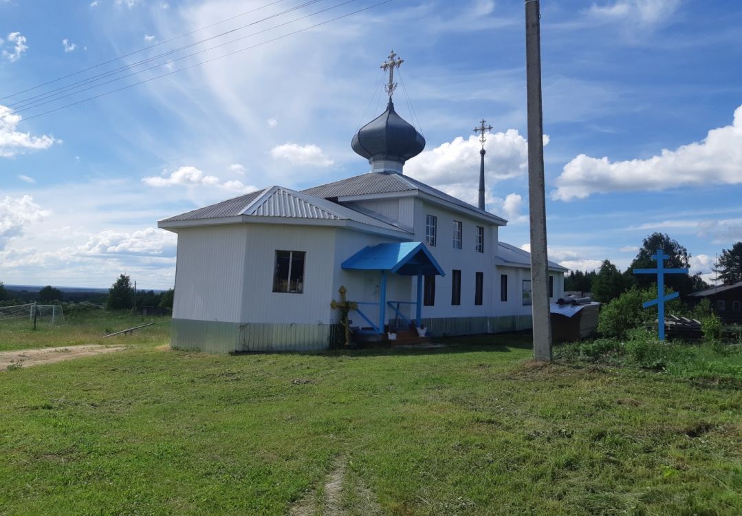 Церковь Покрова Пресвятой Богородицы, Арабач (Усть-Вымский район, Республика Коми). фасады, Храм Покрова Божией Матери в д. Арабач. Фотография с группы 