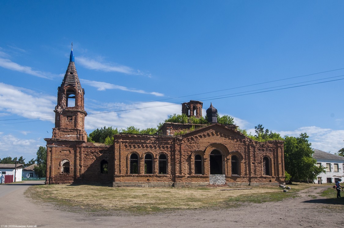 Церковь Петра и Павла, Ушаковское (Катайский район, Курганская область). фасады