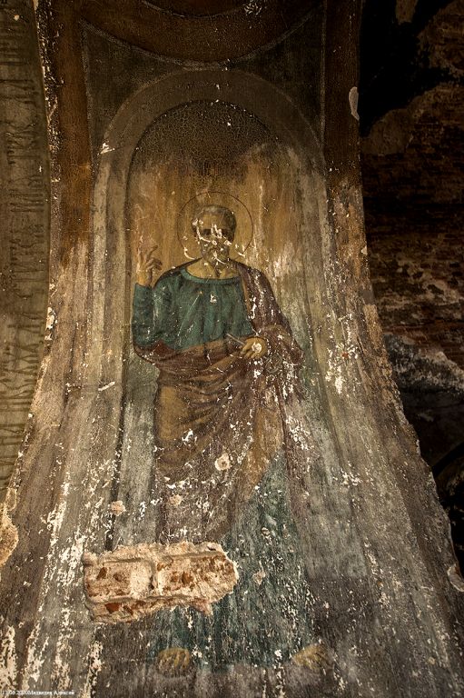 Церковь Петра и Павла, Ушаковское (Катайский район, Курганская область). интерьер и убранство, остатки росписи