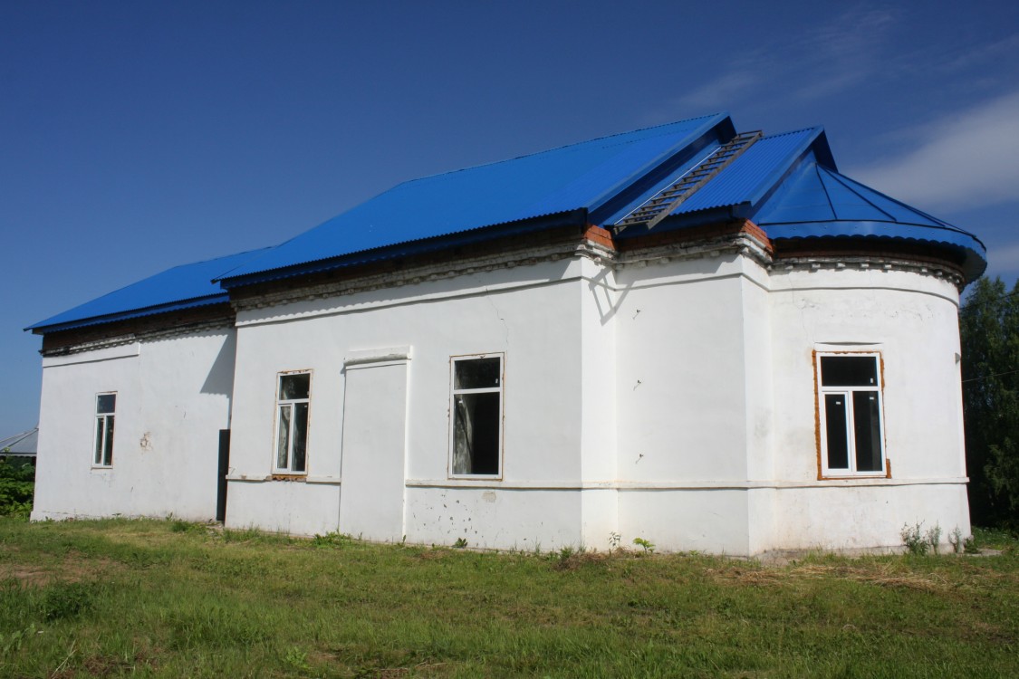 Волок. Церковь Покрова Пресвятой Богородицы. фасады