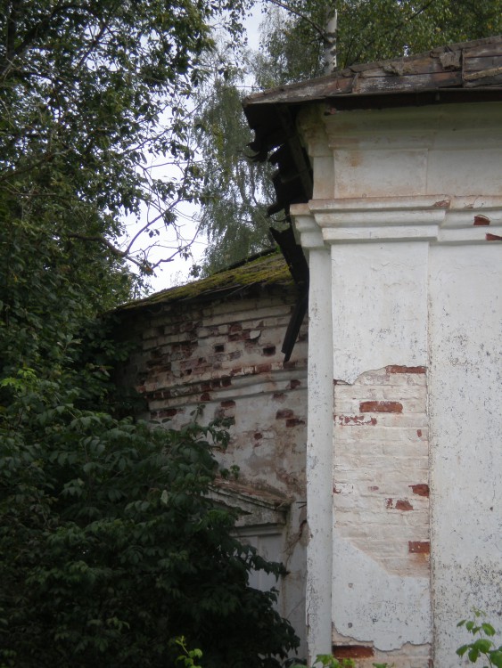 Церковь Благовещения Пресвятой Богородицы, Волок (Боровичский район, Новгородская область). архитектурные детали