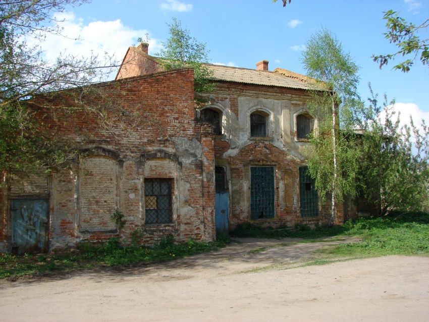 Жарынь. Церковь Троицы Живоначальной. фасады