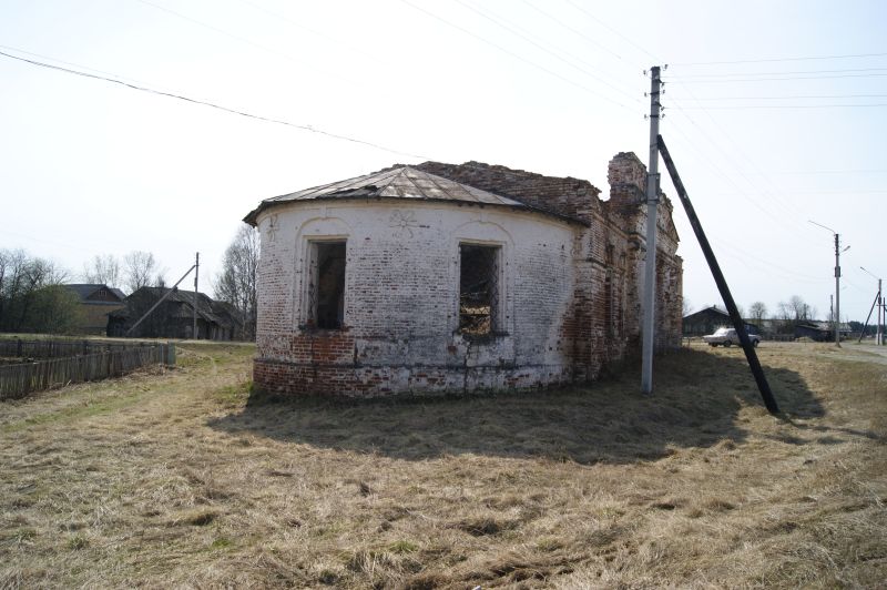 Церковь Введения во храм Пресвятой Богородицы, Оквад (Усть-Вымский район, Республика Коми). фасады